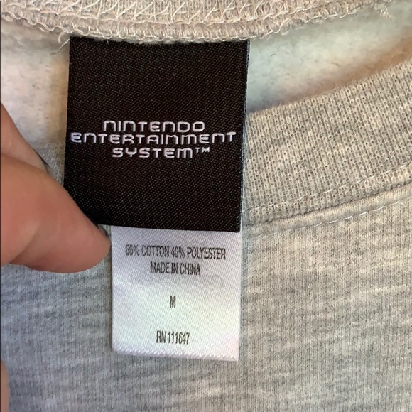 Nintendo Old School Controller sweatshirt size med - Picture 3 of 4